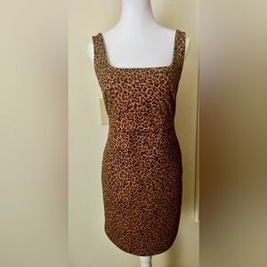 Leopard print fitted dress